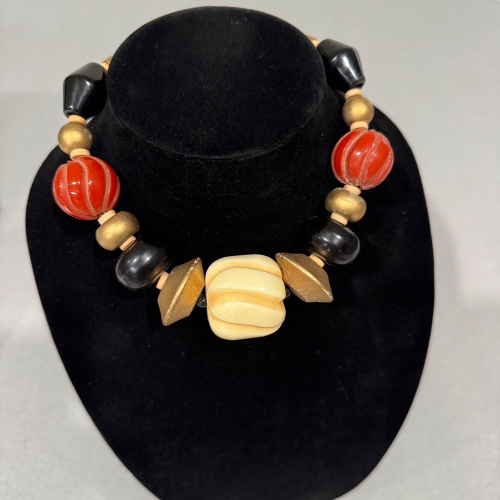 Vintage Bakelite Statement Necklace Women Red Cream Black Gold Carved Beads 17in